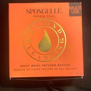 Spongelike body wash buffer